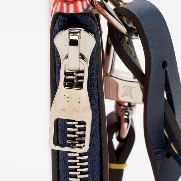 Louis Vuitton Epi Leather Neverfull MM Pochette - Picture 8 of 12